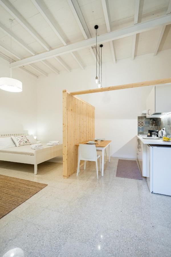Apartamento Cortile Santa Teresa Syracuse Exterior foto