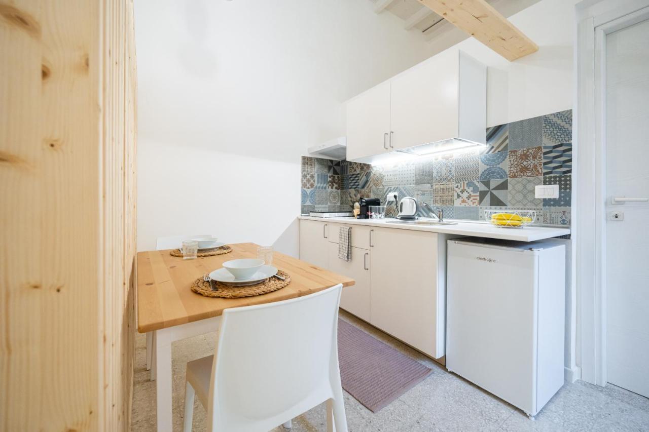 Apartamento Cortile Santa Teresa Syracuse Exterior foto
